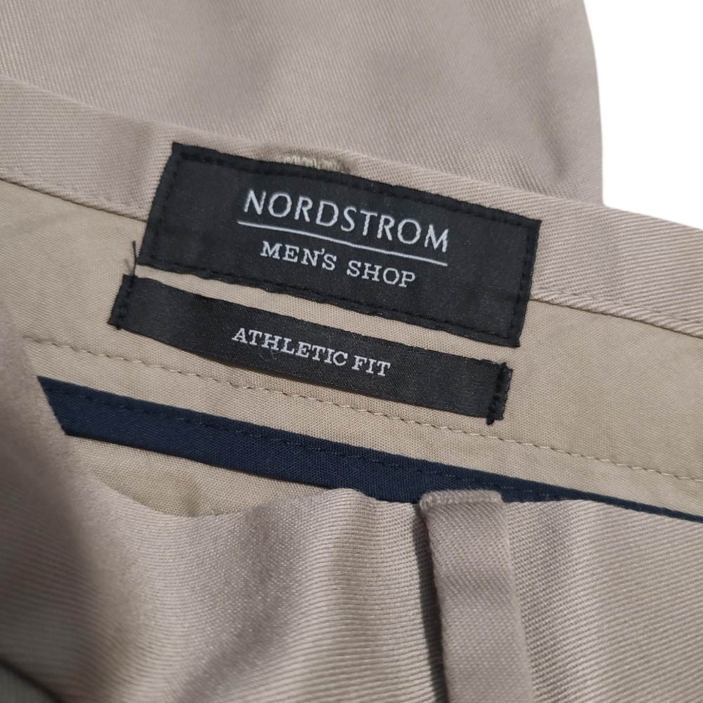 NORDSTROM NEW men's khakis 38 x 32 - Picture 3 of 7